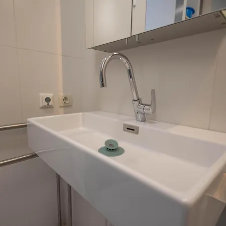 Sterflat 83 Apartment