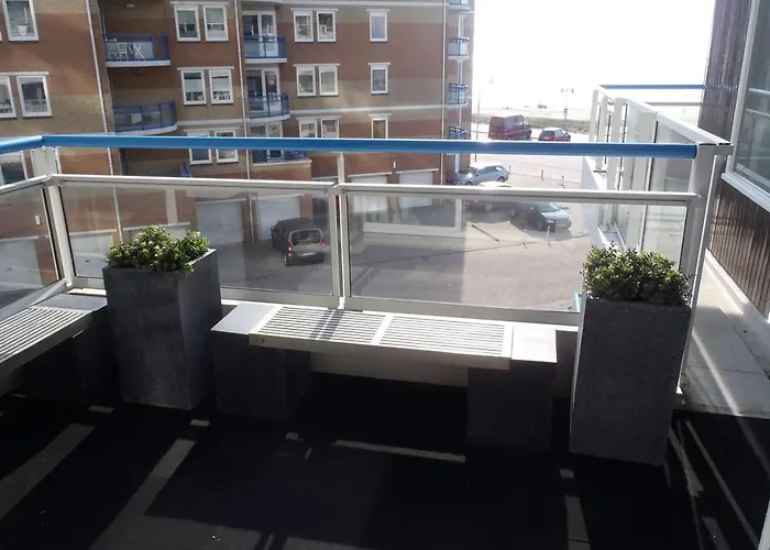 Sterflat 83 * Egmond aan Zee